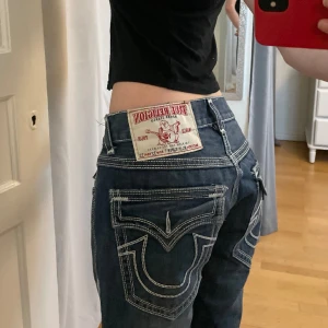 true religion - använd köp nu! 💋midja:92 innerben:87 ytterben:110