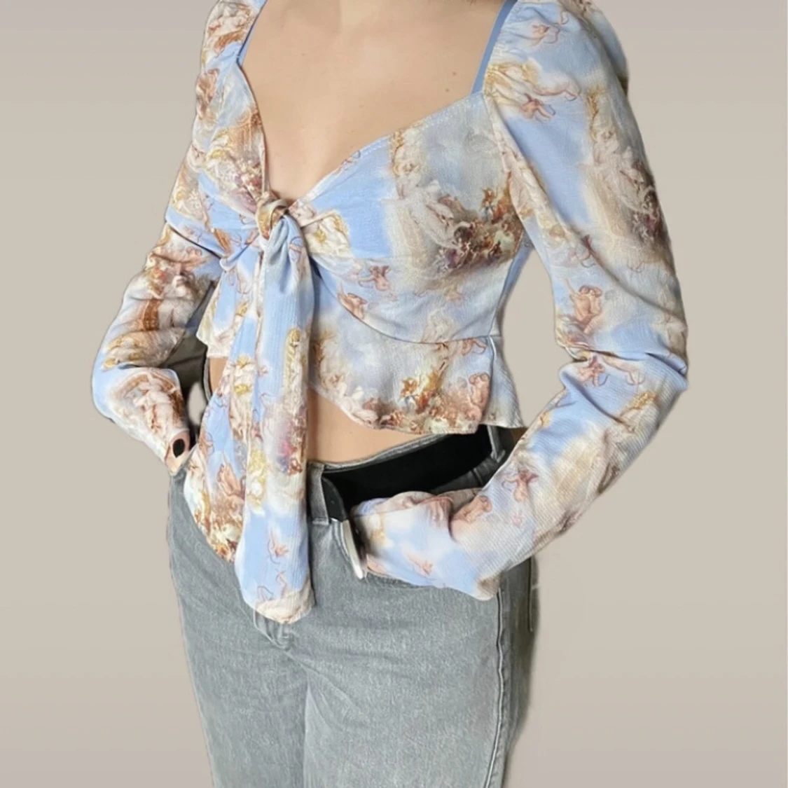 Mönstrad blus i pastellfärger  - 90