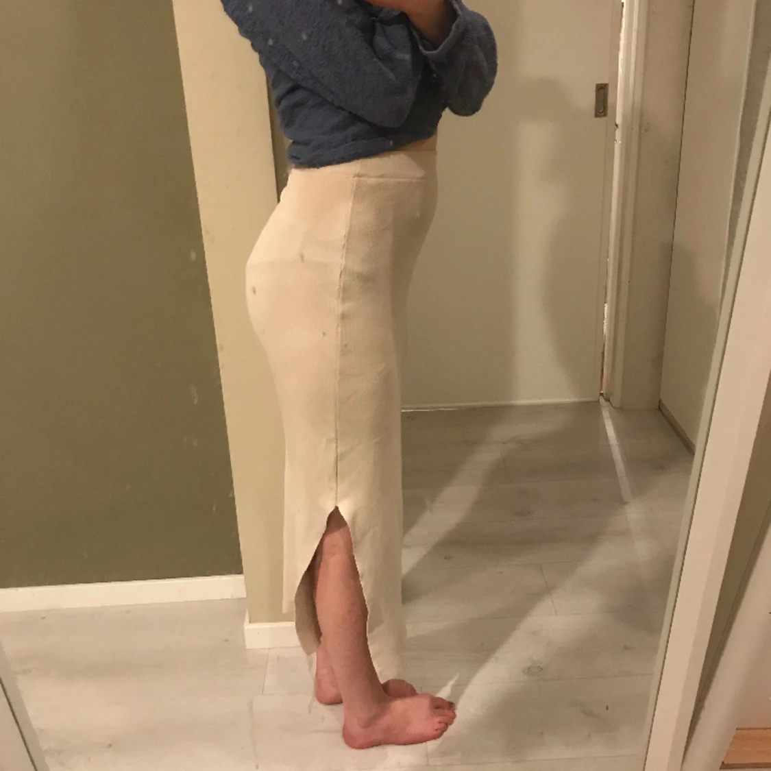 Ribbad kjol med slits  - 91