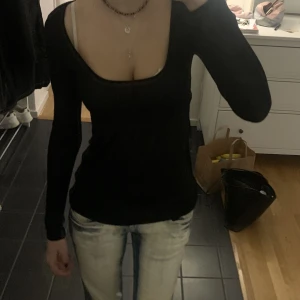 🖤🖤 - sååå fin glittrig långärmad tröja🖤