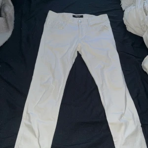 Replay anbass jeans - Säljer dessa replay anbass jeansen i bra skick.