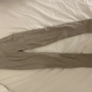 Träningstights  - Ett par oanvända träningstights, köpta för 299!