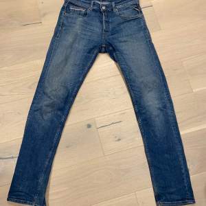 Replay jeans ”grover”. Stl 30, pris kan diskuteras vid snabb affär