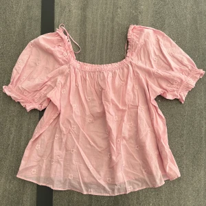 Söt rosa topp  - Använd en gång