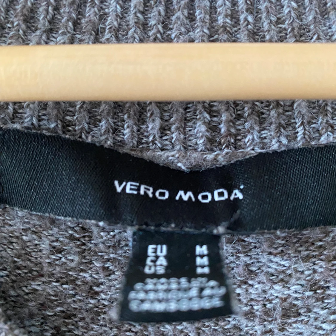 Stickad tröja från Vero Moda - 90