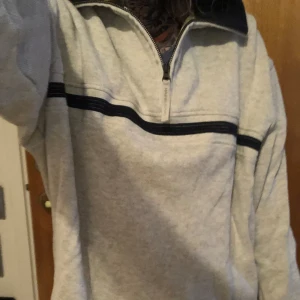 Vintage tröja - Super mjuk å skön Tjockt tyg Nyskick  Oversized fit