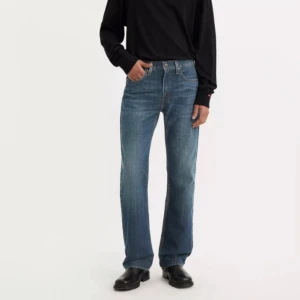 Levis 527 Bootcut  - Nya Levis 527. Nypris 1099kr.