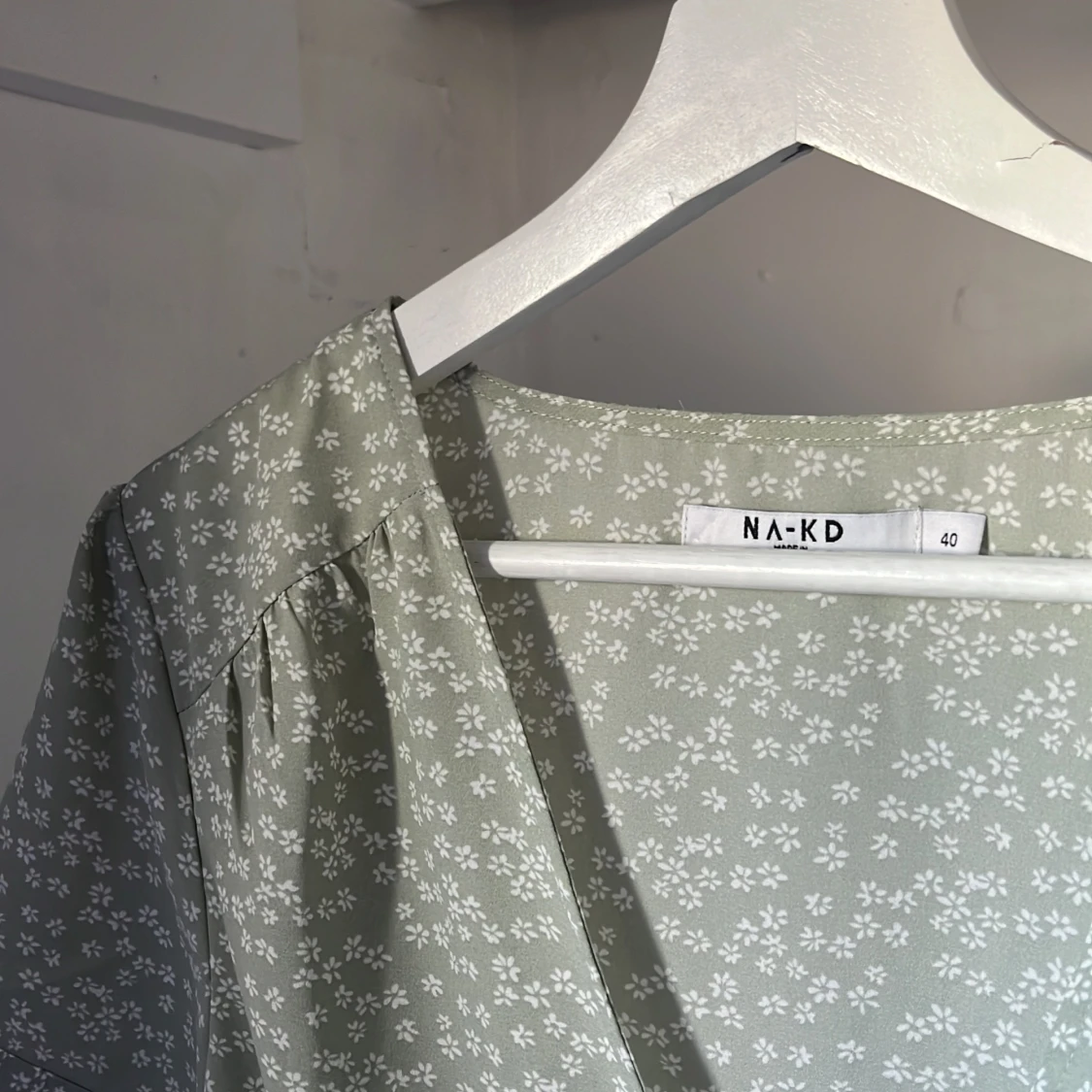 Blommig blus topp - 90