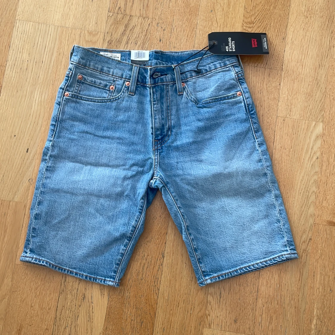 Levis shorts - 90