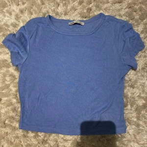 Zara topp - Topp den zara, storlek S/26. Skönt material 