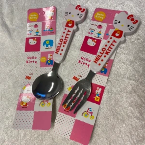 Hello Kitty Barn Bestick  - Helt ny  3år +