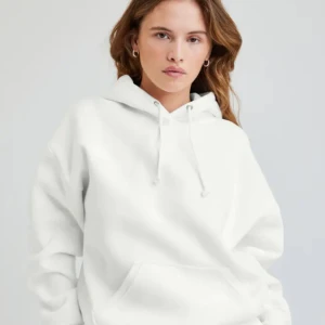 Vit hoodie - ⚠️De första två bilderna är lånade och är inte just denna hoodie utan en liknande⚠️ Säljer denna jätte fina hoodie från hm då den är lite för stor för mig💕
