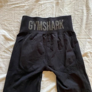 Träningsthigts  - Sköna träningsthigts från gymshark💞