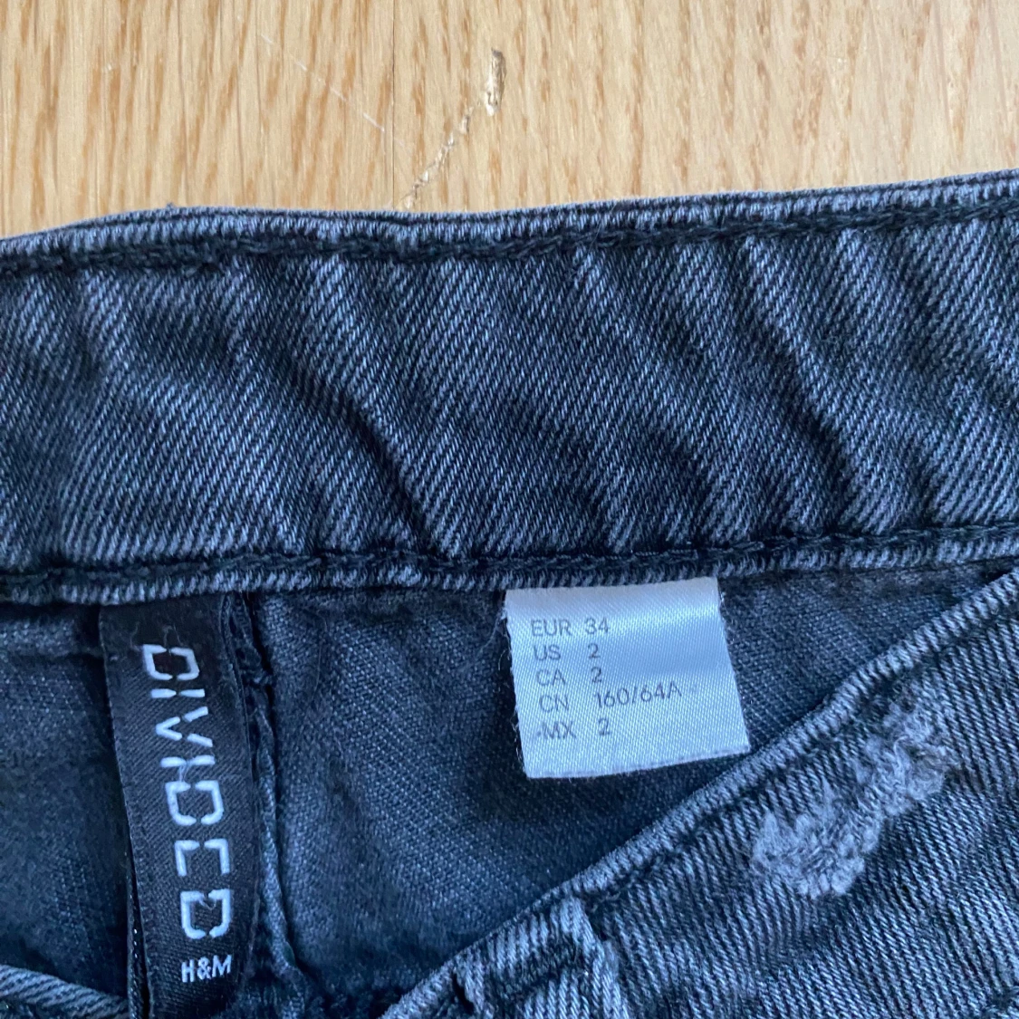 Black Teared Jeans - 91