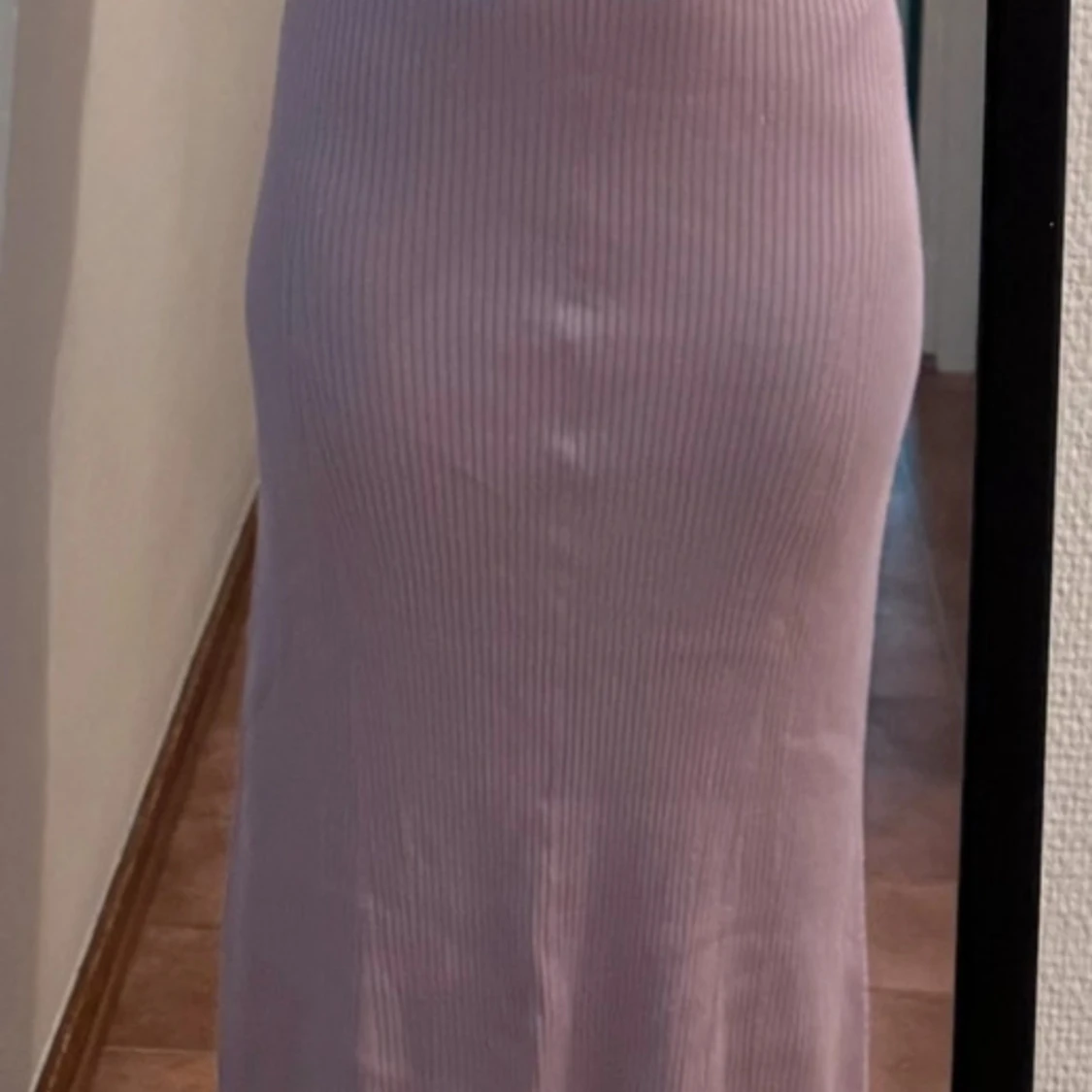 Lång kjol - Gina Tricot - Storlek S - 90