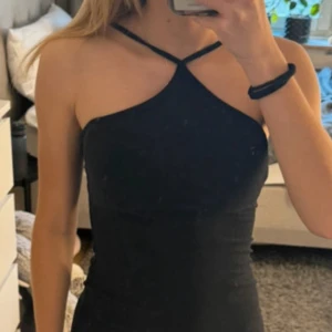 Klänning - Klänning som aldrig är använd från H&M😍🍓