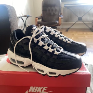 Nike air Max 95 - Helt ovända så dom är som nya! 