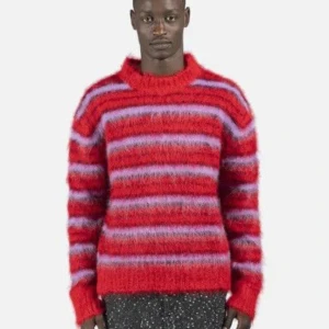 Marni Fuzzy Sweater - Knappt använd, försöker bara rensa min garderob Storlek 40, passar extra small till small Den känsliga karaktären hos en mohairtröja gör den mer benägen att bäras, etc.  