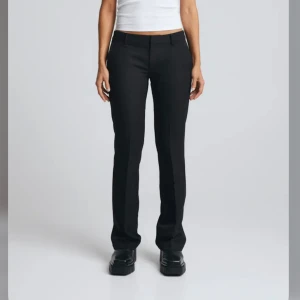 Bikbok kostymbyxor  - Säljer mina kostymbyxor ifrån bikbok, använda fåtal gånger därav som nya 💞