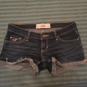 Lågmidjade hollister shorts  - Super fina, men har växt ur dem tyvärr 