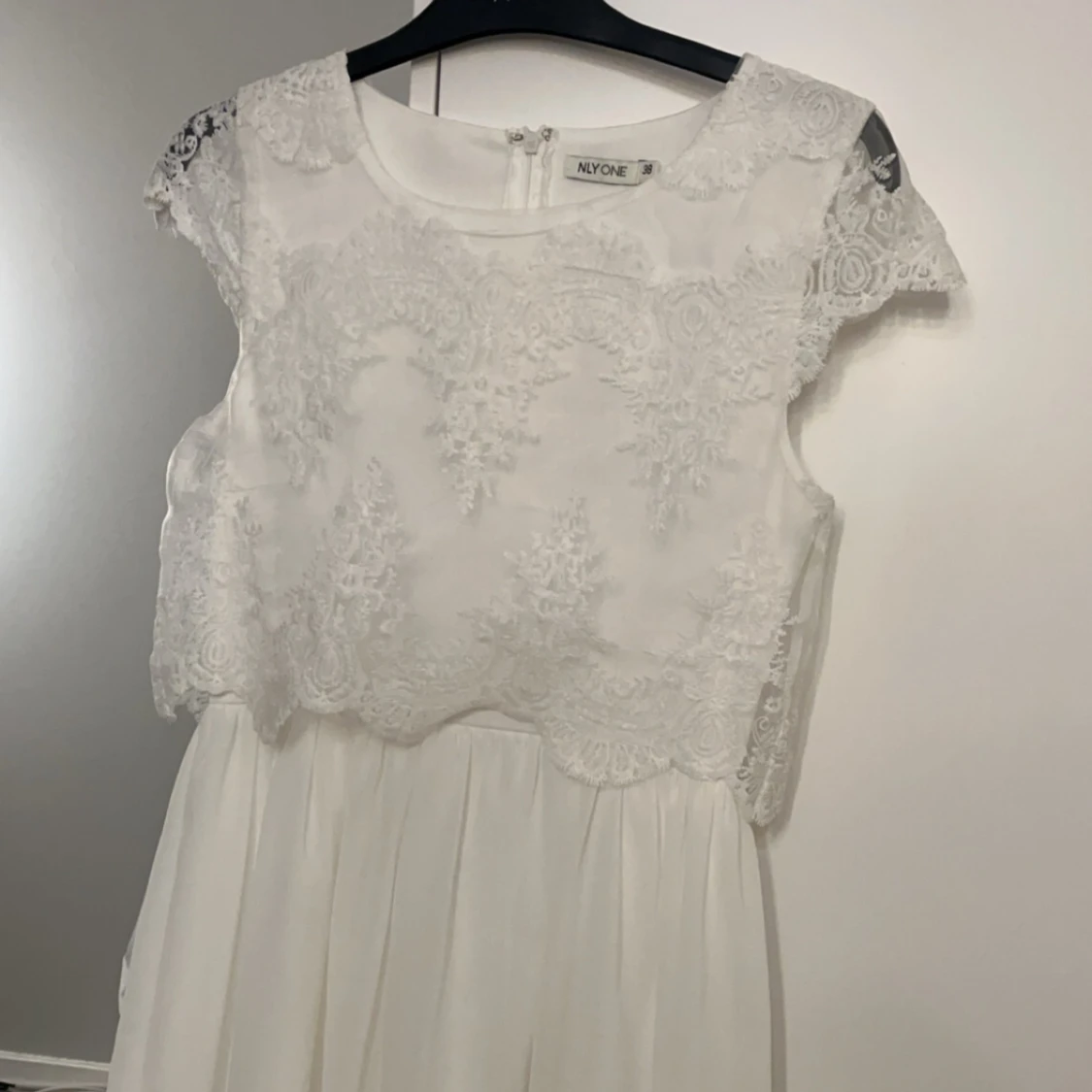 Drömmig studentklänning🩷 - 90