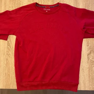 Race marine sweatshirt  - Race marine sweatshirt i bra skick! Storlek: M Knappt använd