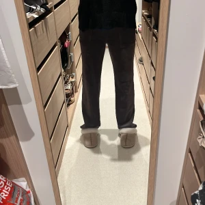 Juicy byoxr - Säljer mina helt nya Juicy Couture byxor jag fick i julklapp pga att jag redan har ett par likadana. Nypris 1200