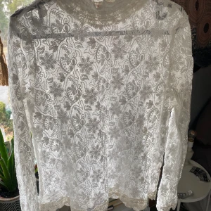 Oddmolly spets - Jättefin spetstop från oddmolly