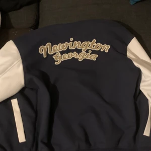 Over size collage jacket  - Jätte fin vintage jacka i ny skick 