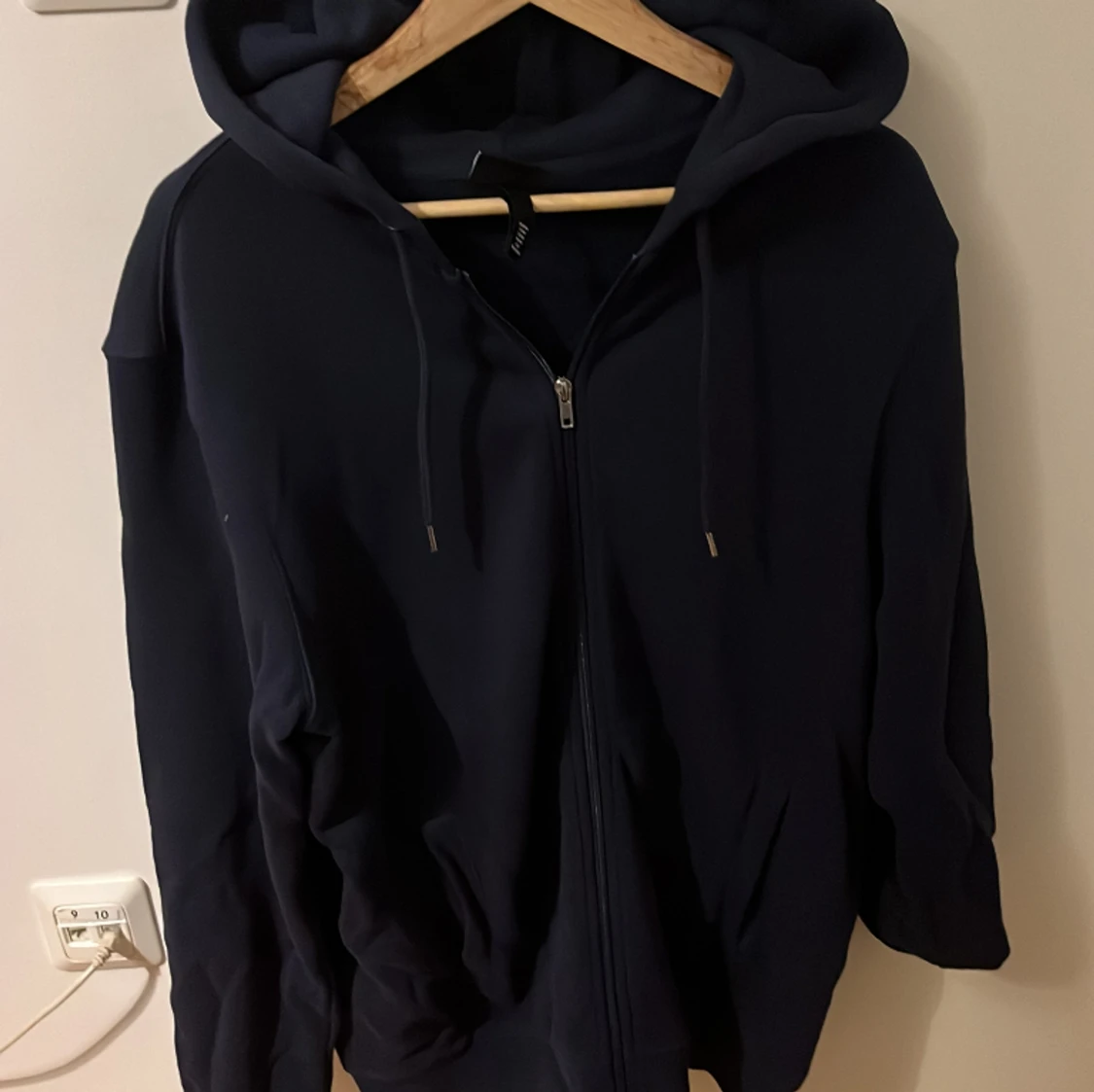Zip hoddie