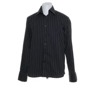 Skjorta från Selected - Skjorta från Selected i storlek Large. skicka dm om du har några frågor / vill ha bilder / mått✌🏼