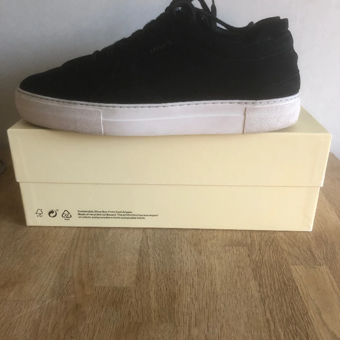 Axel Arigato Skor mocha 