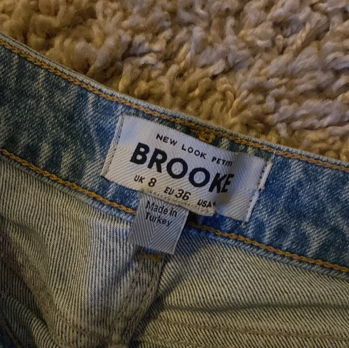 Blåa bootcut jeans🫶🏻 - 93