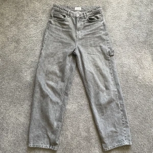 Yourturn Baggy Jeans - Ganska använda men bra skick. Kontakta om frågor. Storleken är 30 30