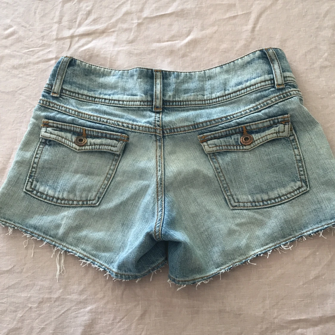 Low waist jeans shorts - 90