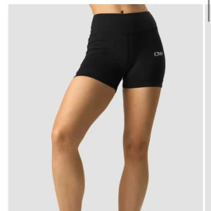 Shorts - Träningsshorts från ICIW💕 I superfint skick och knappt använda, strlk xs💗 Nypris: 499kr Säljer för 200kr + frakt