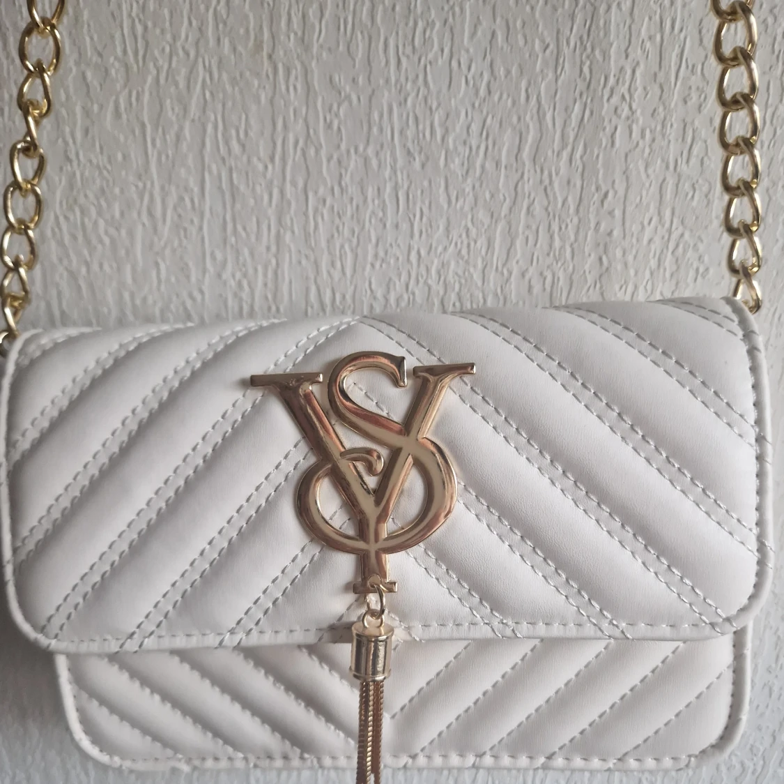 Snygg vit handväska från shein