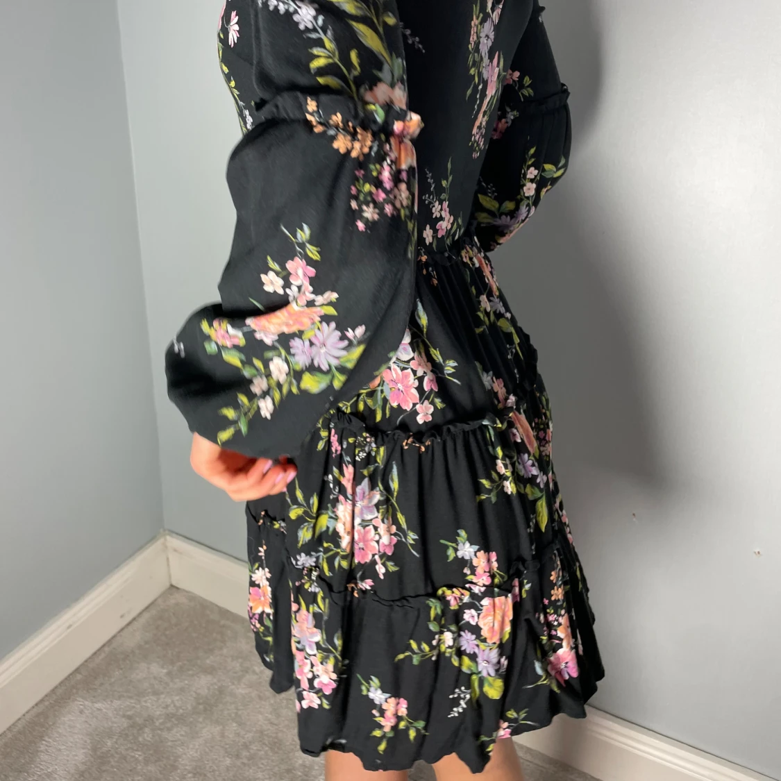 Blommig klänning - 90