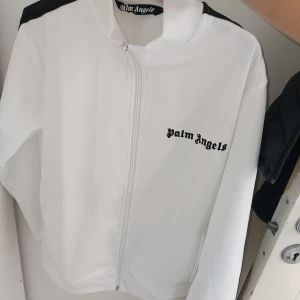 Palm angels tröja Storlek S - Palm angels tröja använd 1 gång storlek s