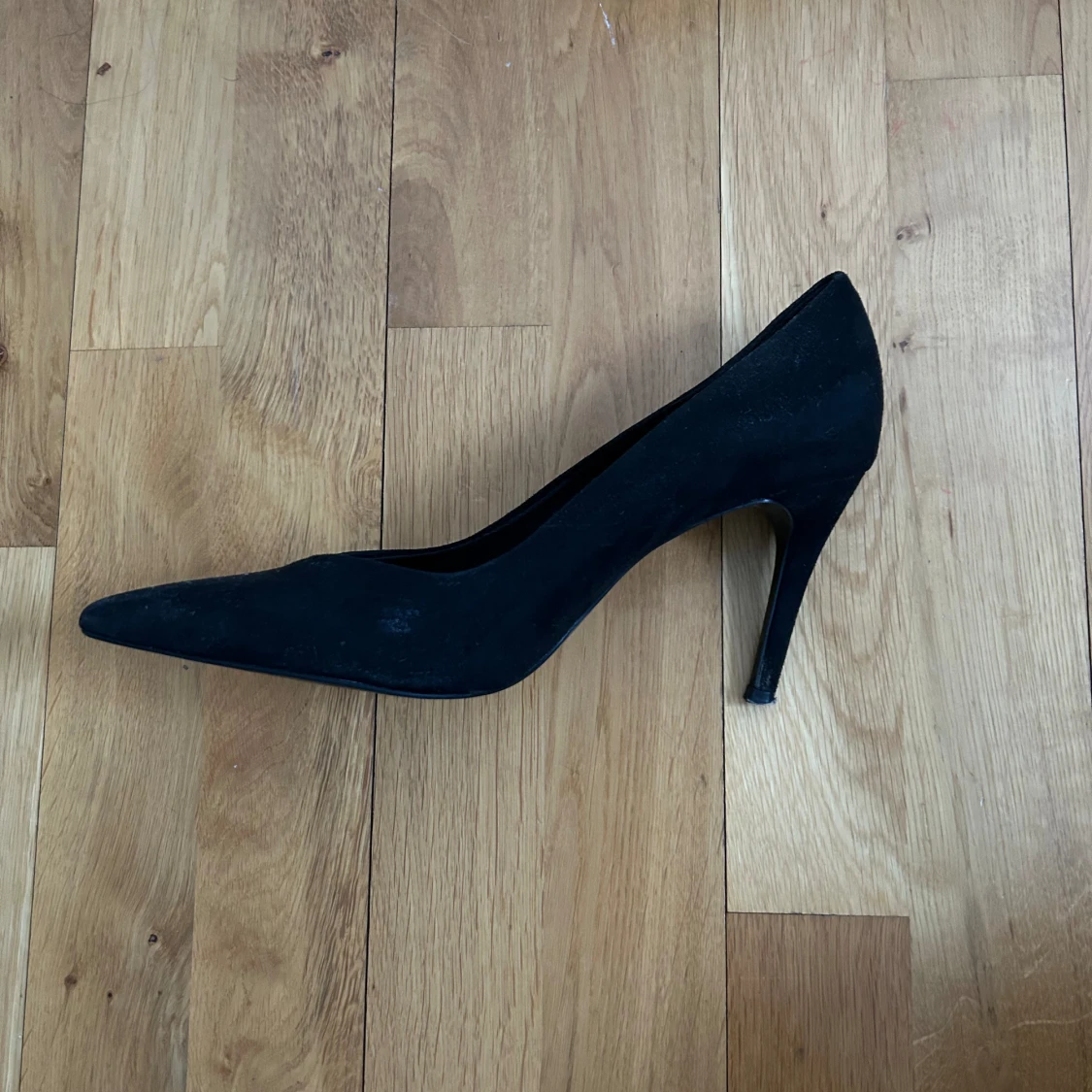 Svarta klackskor - 91