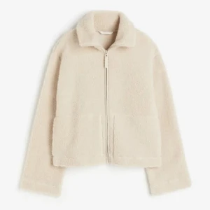 teddyjacka  - teddyjacka från hm i storlek S ☺️ bra skick används ej längre, köpt från plick