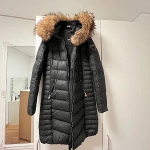 Rockanblue Jacka  - En fin Rockanblue jacka använt några gånger. 