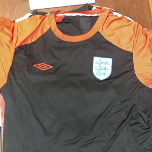 England! - Fin England tröja nyskick givetvis äkta