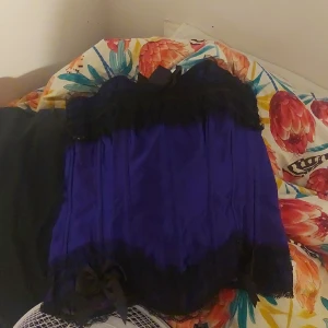 Corsett - Lila overbust corset