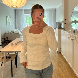 Långärmad tröja - Långärmad topp från H&M! Storlek S, i jättefint skick 💕