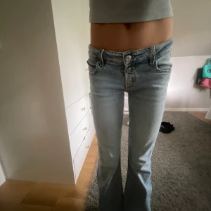 Skit snygga jeans - Skit nsygga jeans som är helt oanvända!