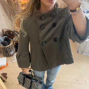 Kappa - SUPER snygg tryck gärna köp nu?? Är i storlek m men passar även mig som brukar ha s❣️❣️