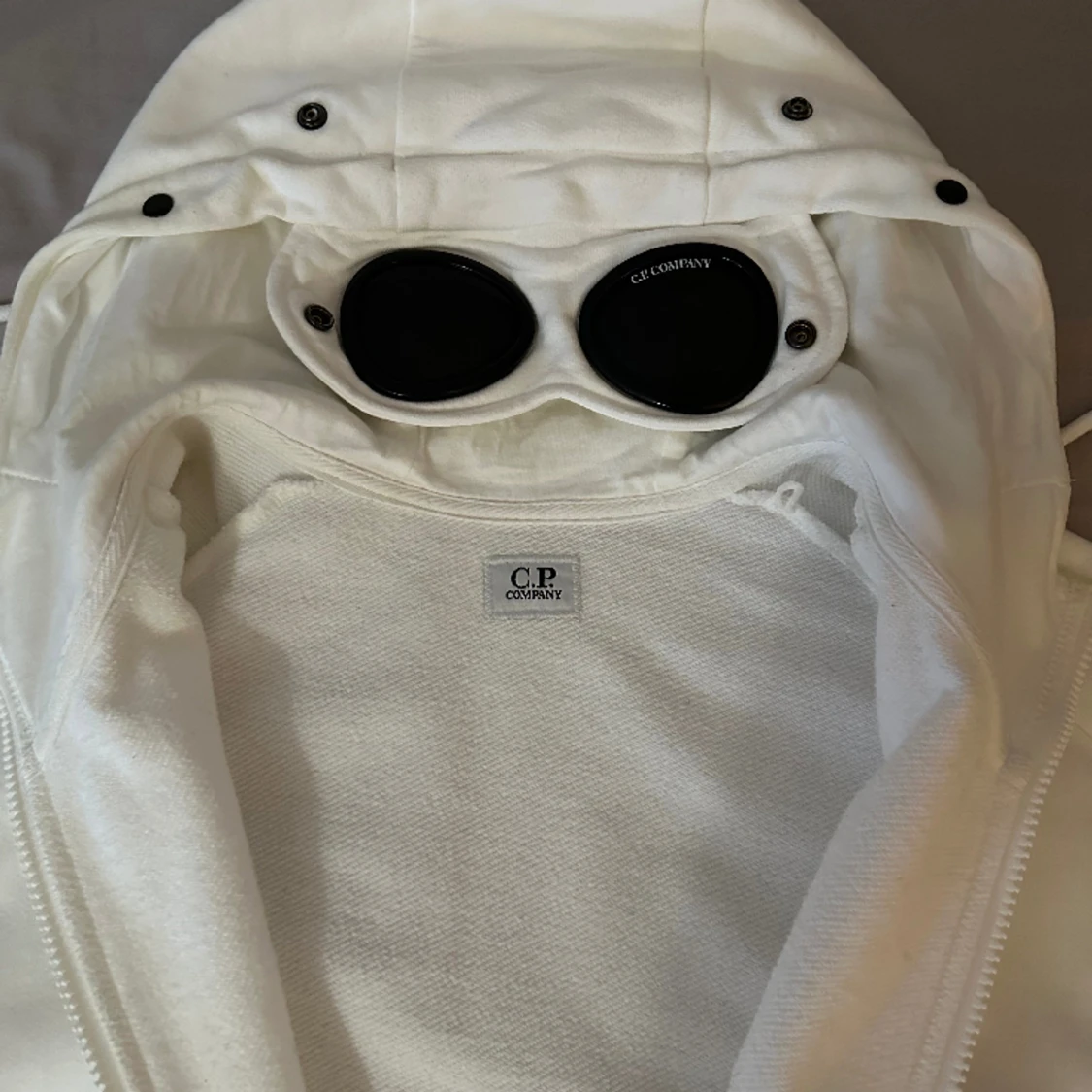 CP Company Goggle Hoodie Vit - 90