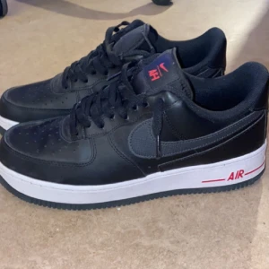 Air Force 1 ”Technical Stitch” - Nike Air Force 1 ”Technical Stitch” i god skick, använda ett par gånger.