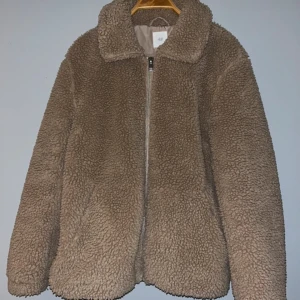 Teddy jacka - Super fin, och i toppen skick!❤️